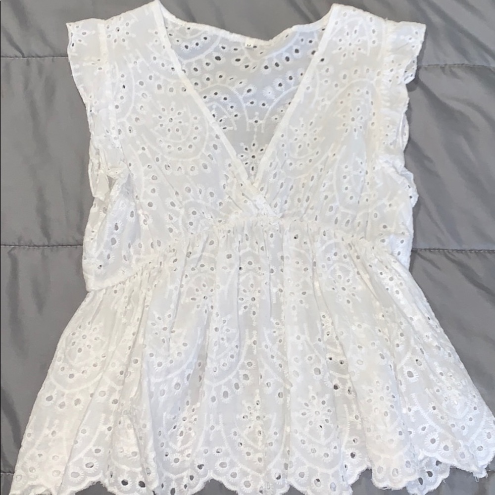 WHITE BLOUSE - Picture 2 of 3